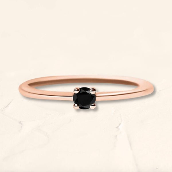 Anillo solitario Saral de oro rosa y diamante negro