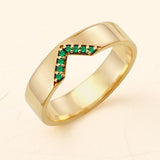Rudra men's ring in 18-carat emerald