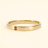 Kabir men's ring in 18-carat gold and rubies