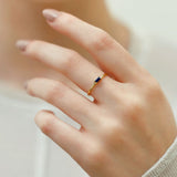 Anillo Shanti de oro con zafiro