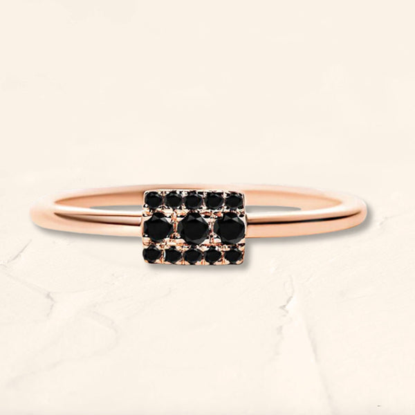 Bague Sapna en or rose sertie de 13 diamants noirs