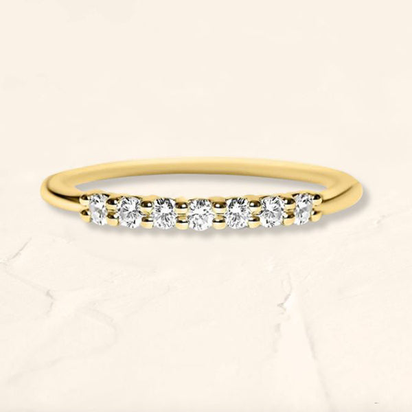 Yellow gold Vadha wedding band with 7 diamonds of 2mm