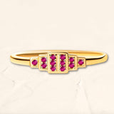 Rectangular geometrical ring in ruby and yellow gold