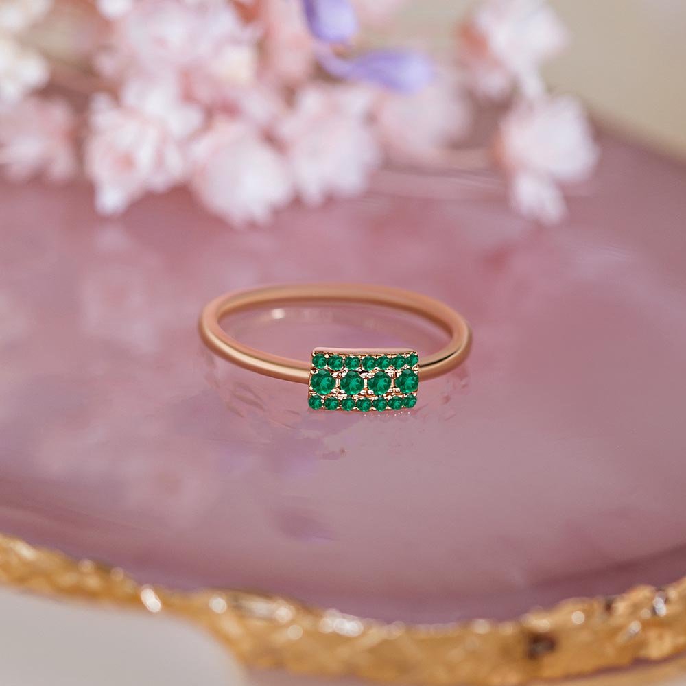 Anillo de esmeralda rectangular Sapna XL