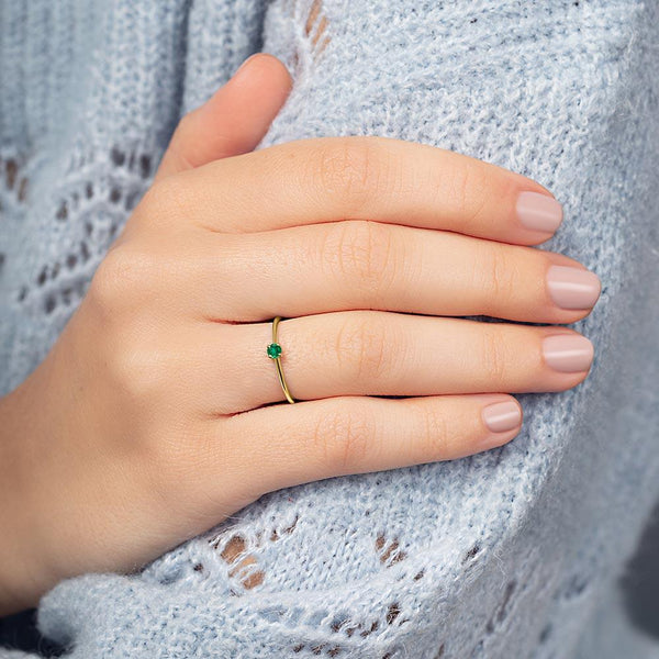 Bague de fiançailles Saral en or jaune et émeraude