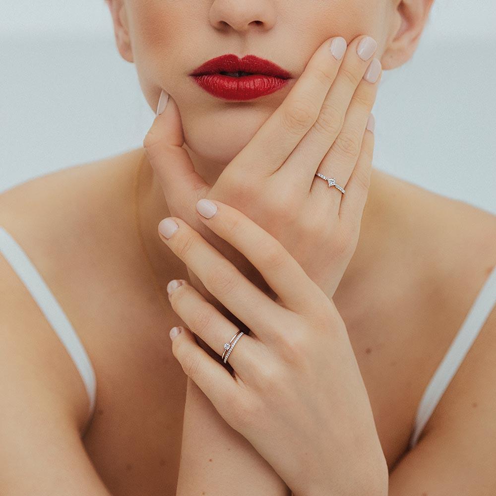 Demi Alliance Diamant Shadi Alliance Éternité Mayuri Paris