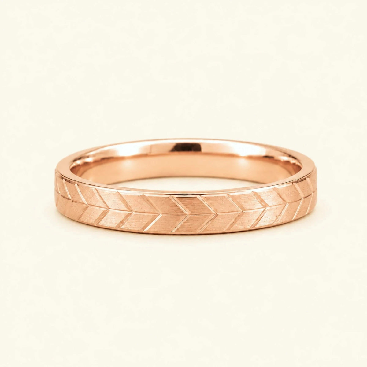 Alliance homme chevron gravée or rose 3mm Maât, motif plume