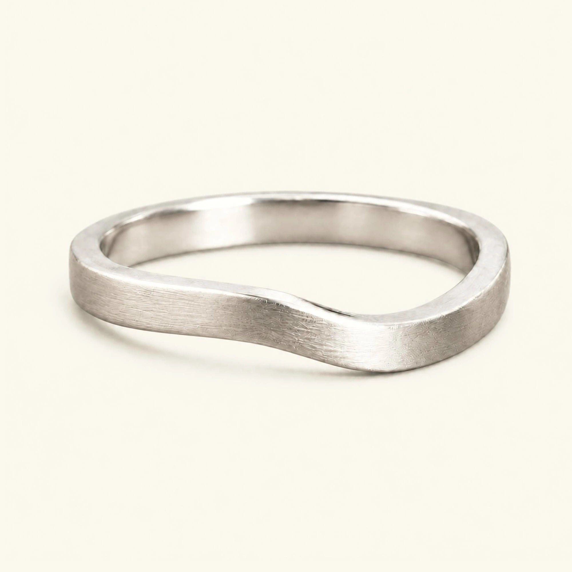 Alliance homme vague brossée or blanc 2,5mm Pontos