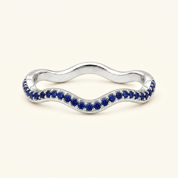Alliance vague saphirs Thalassa en or blanc 18 carats, demi-éternité sertie grain