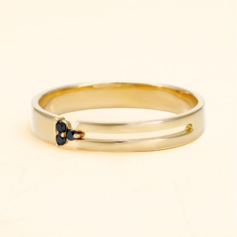Unisex Vibhu ring in black diamond and 18-carat gold 