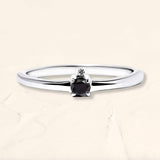 Bague Devi diamant noir et blanc en or blanc