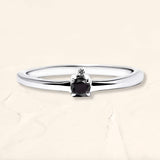 Bague Devi diamant noir et blanc en or blanc