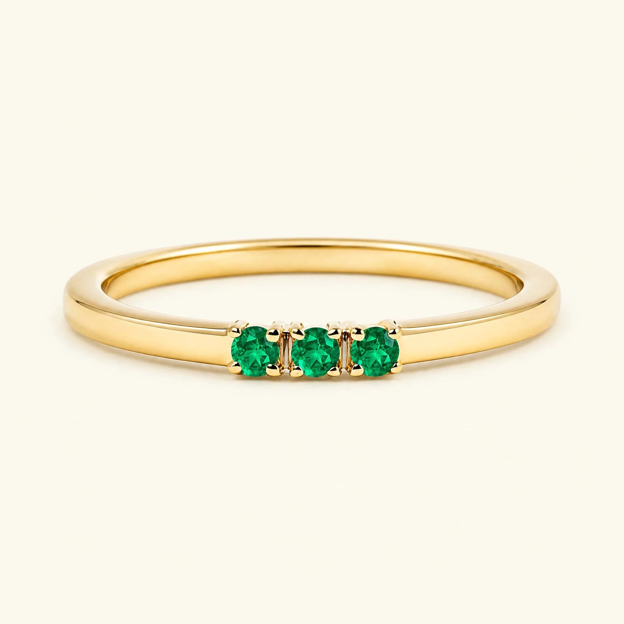 Bague de fiançailles trilogie d'émeraudes en or jaune