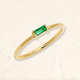 yellow gold emerald baguette ring