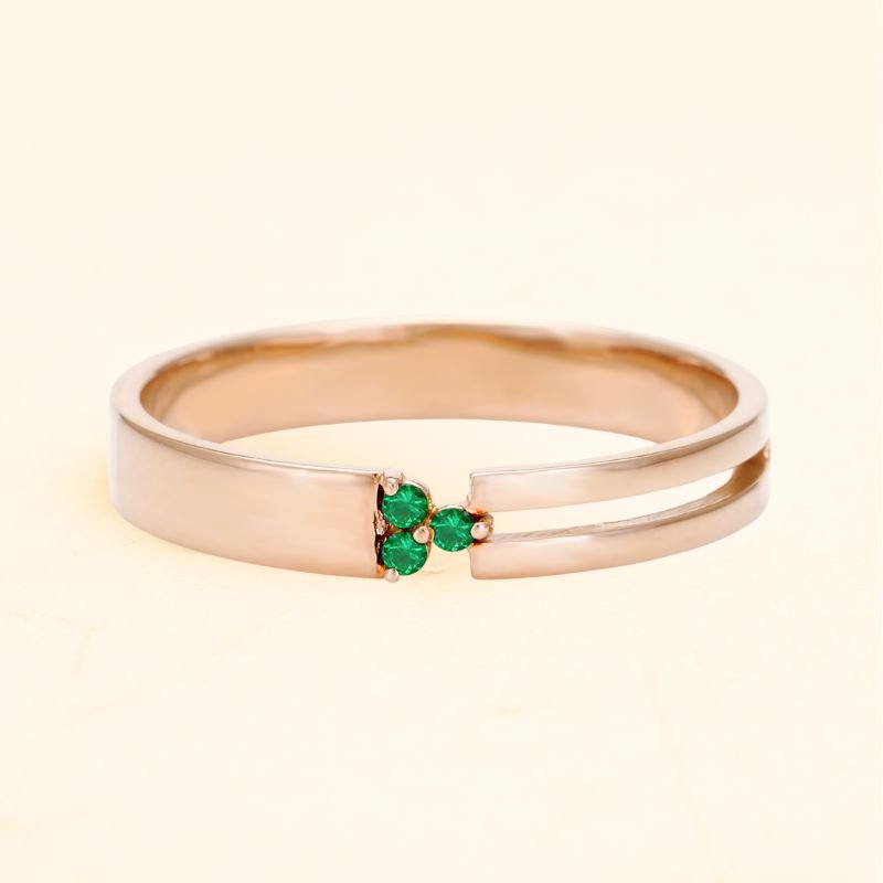 18-carat rose gold Vibhu unisex emerald ring 