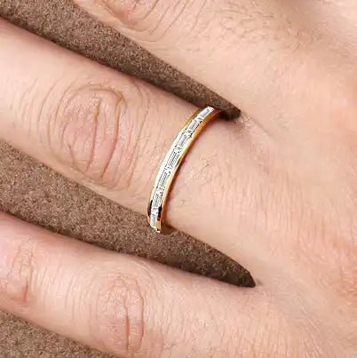 Bague  Mangal en  diamant  et  or jaune 18 carat pour homme 
