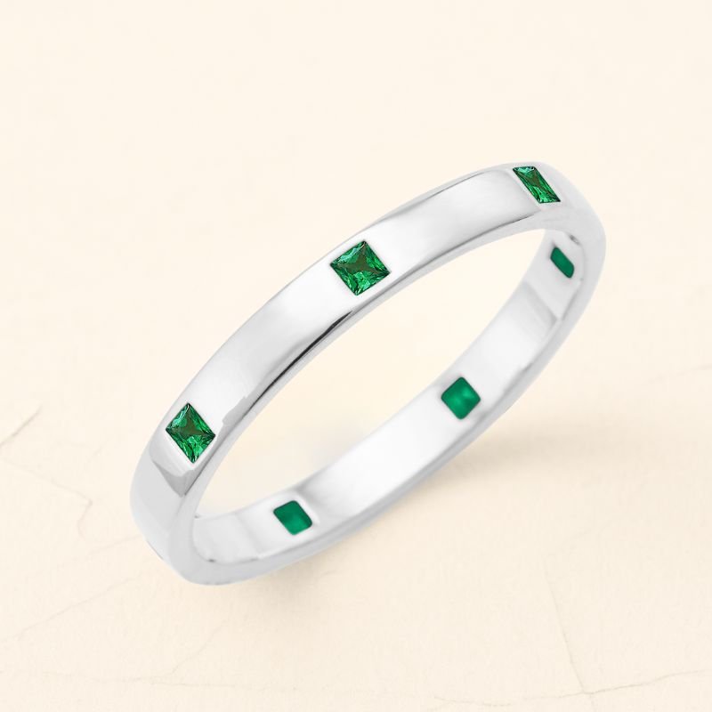 VIyom ring in emerald white gold for men 