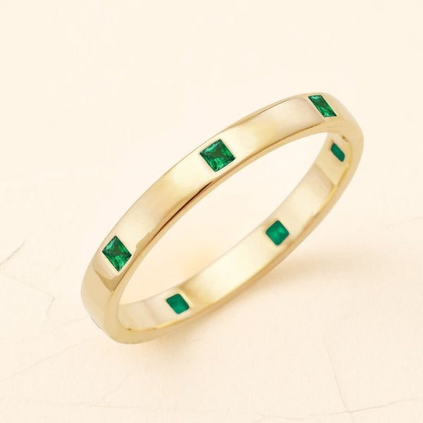 VIyom emerald 18-carat gold wedding ring for men