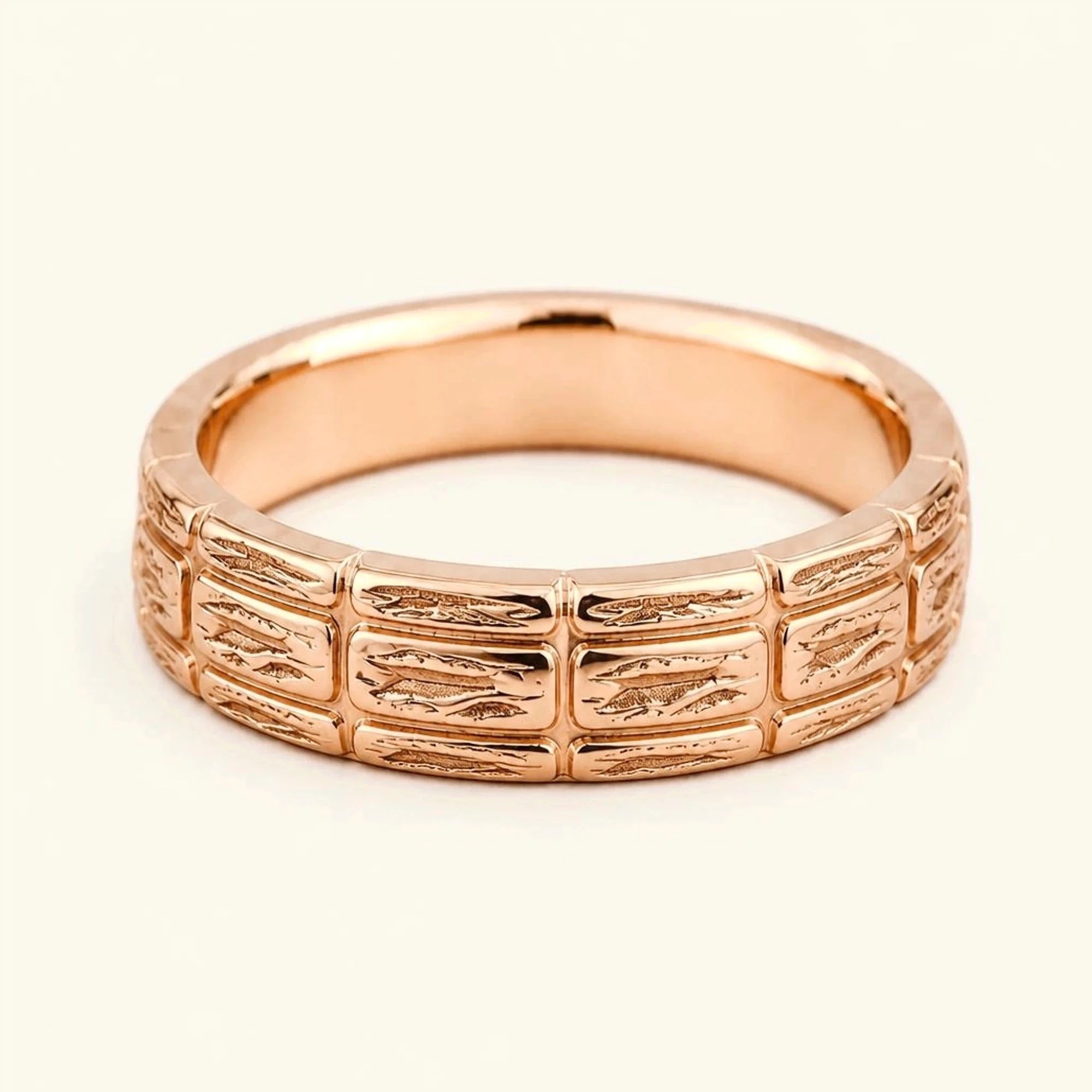 Bague large homme Sobek en or rose 18 carats, anneau 6 mm à trois rangs d'écailles de crocodile