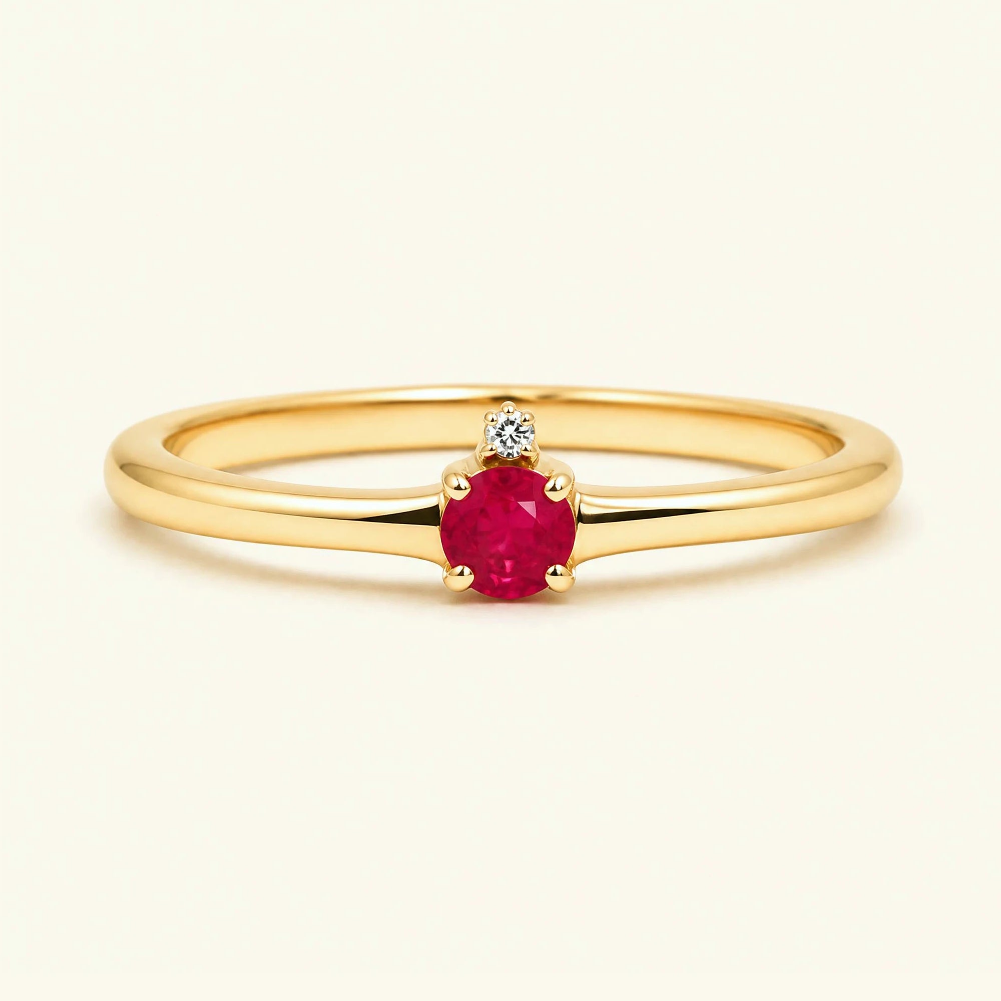 Bague de fiançailles solitaire rubis en or jaune