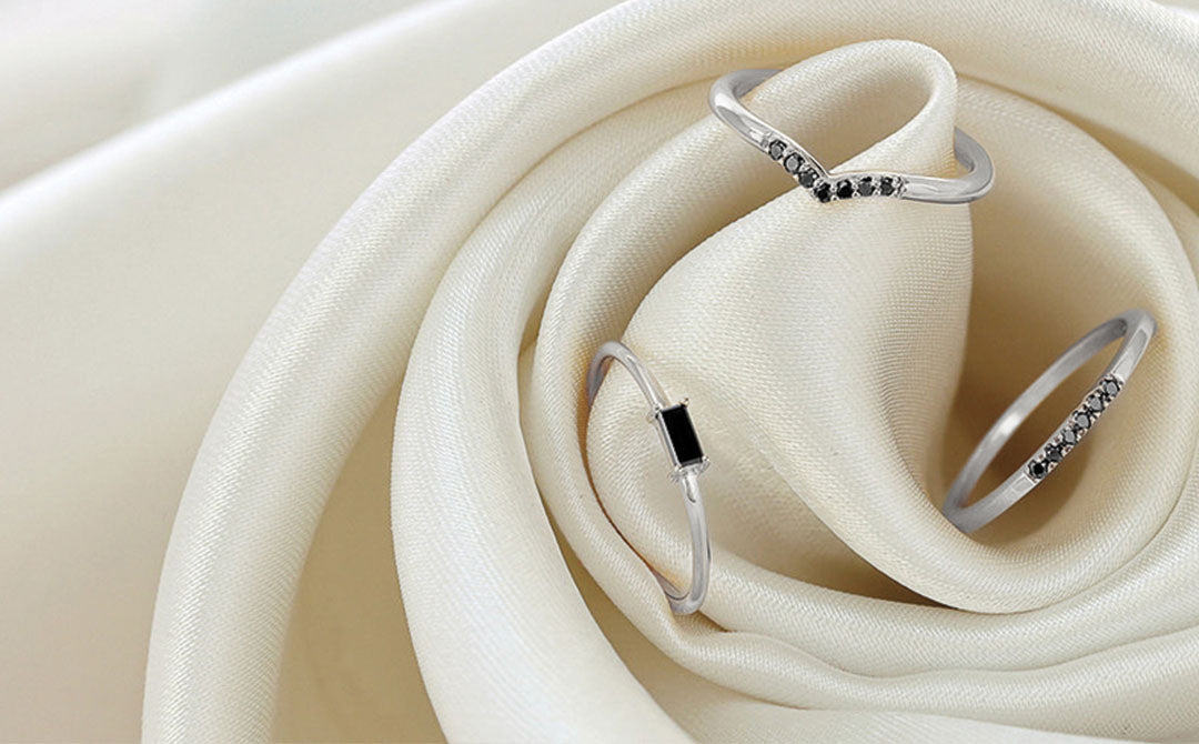 Comment entretenir l'or blanc de sa bague