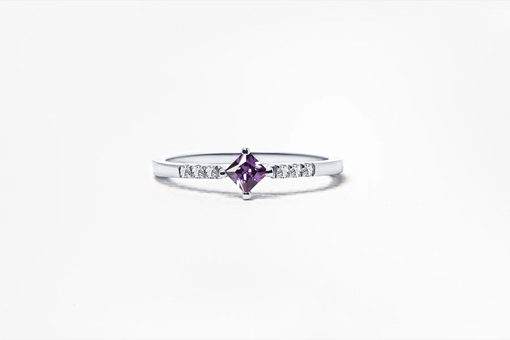 Bijou améthyste Mayuri en or jaune 18 carats idéal pour un cadeau de Saint-Valentin