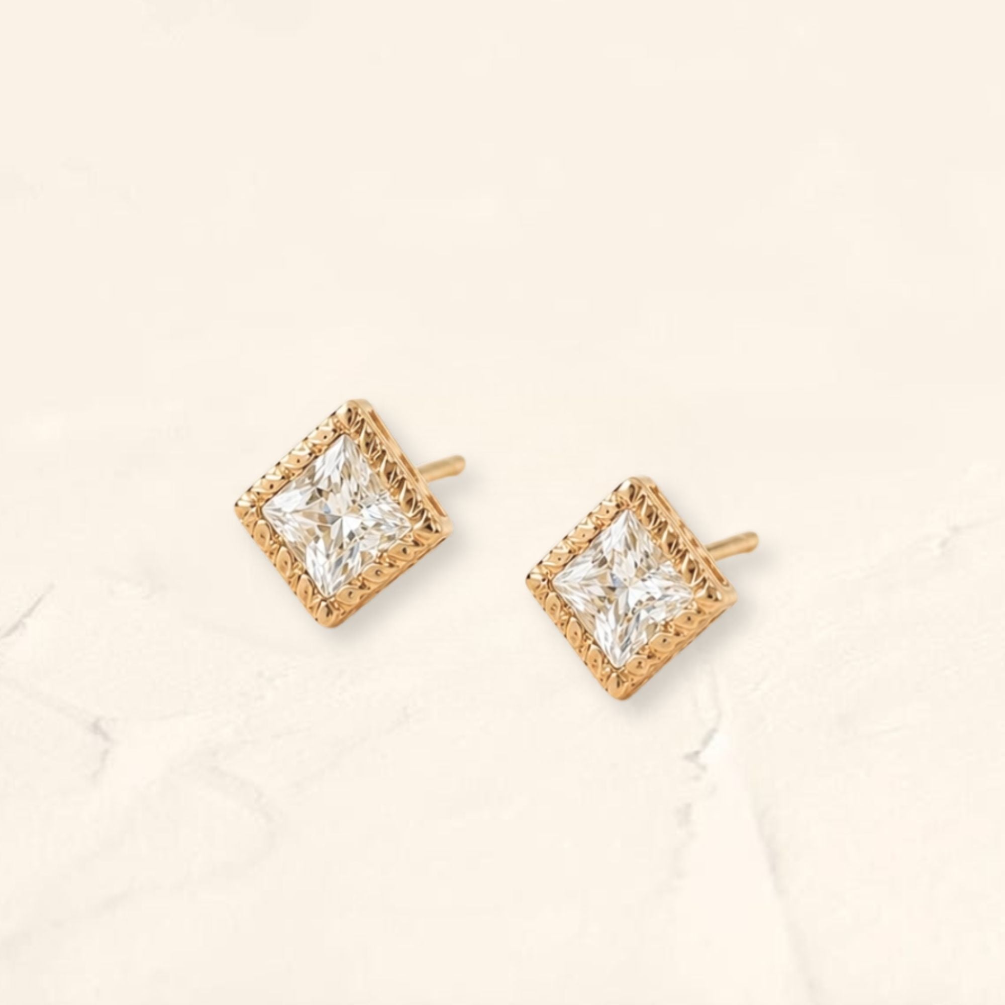 Boucles d'oreilles Indrani diamant en or jaune 18 carats