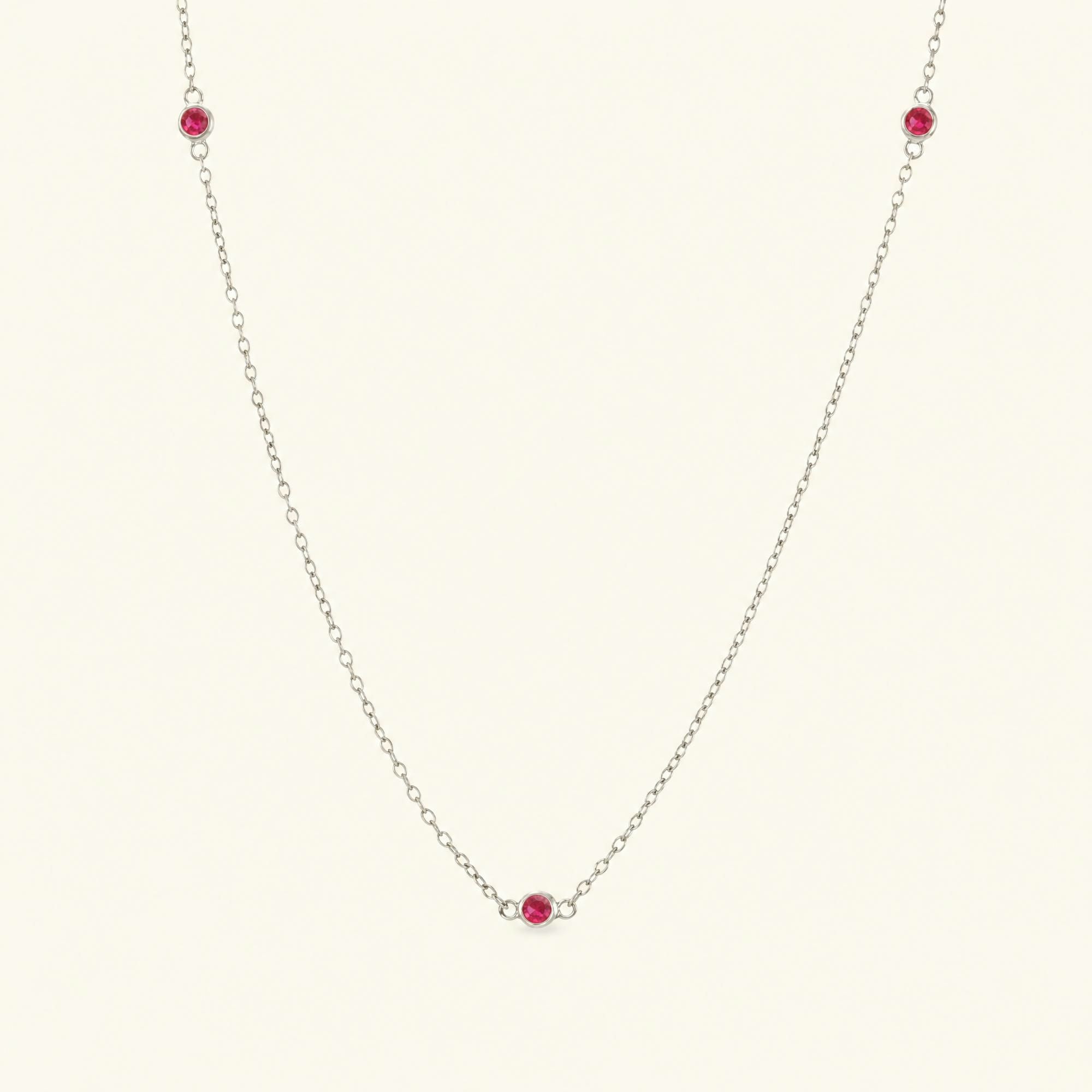Collier  or blanc ras de cou rubis serti clos Asonya