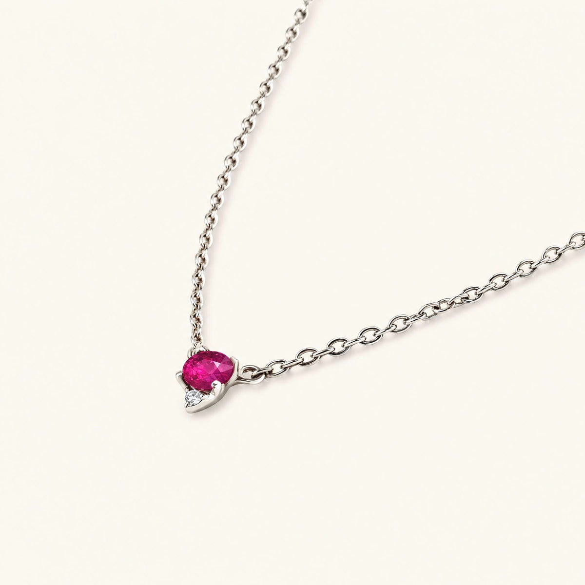 Collier rubis diamant en or blanc
