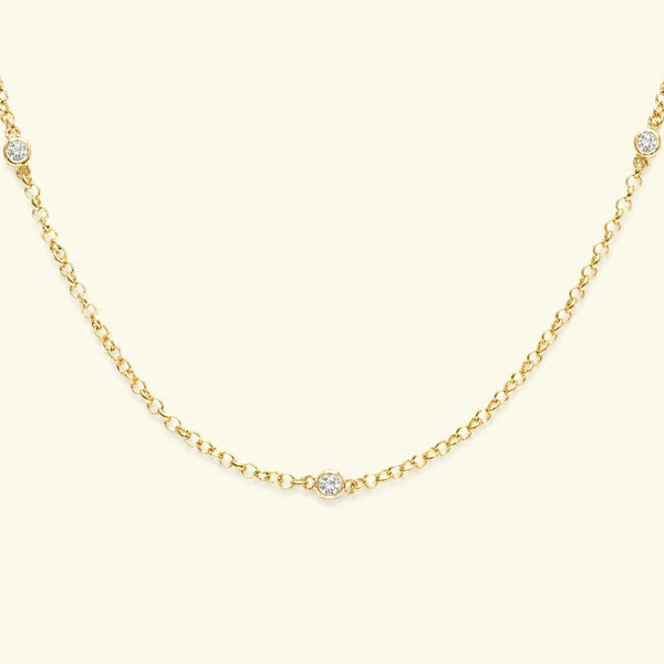 Collier diamant or jaune 18 carats Asonya, ras de cou chaîne fine et 3 diamants sertis clos