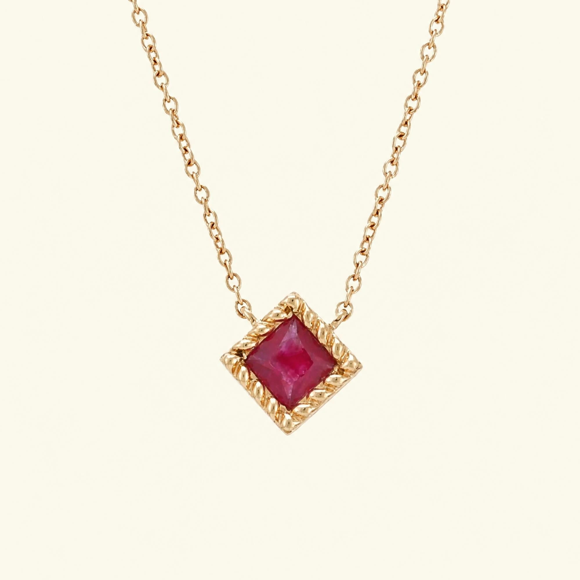 collier rubis or rose taille princesse Indrani