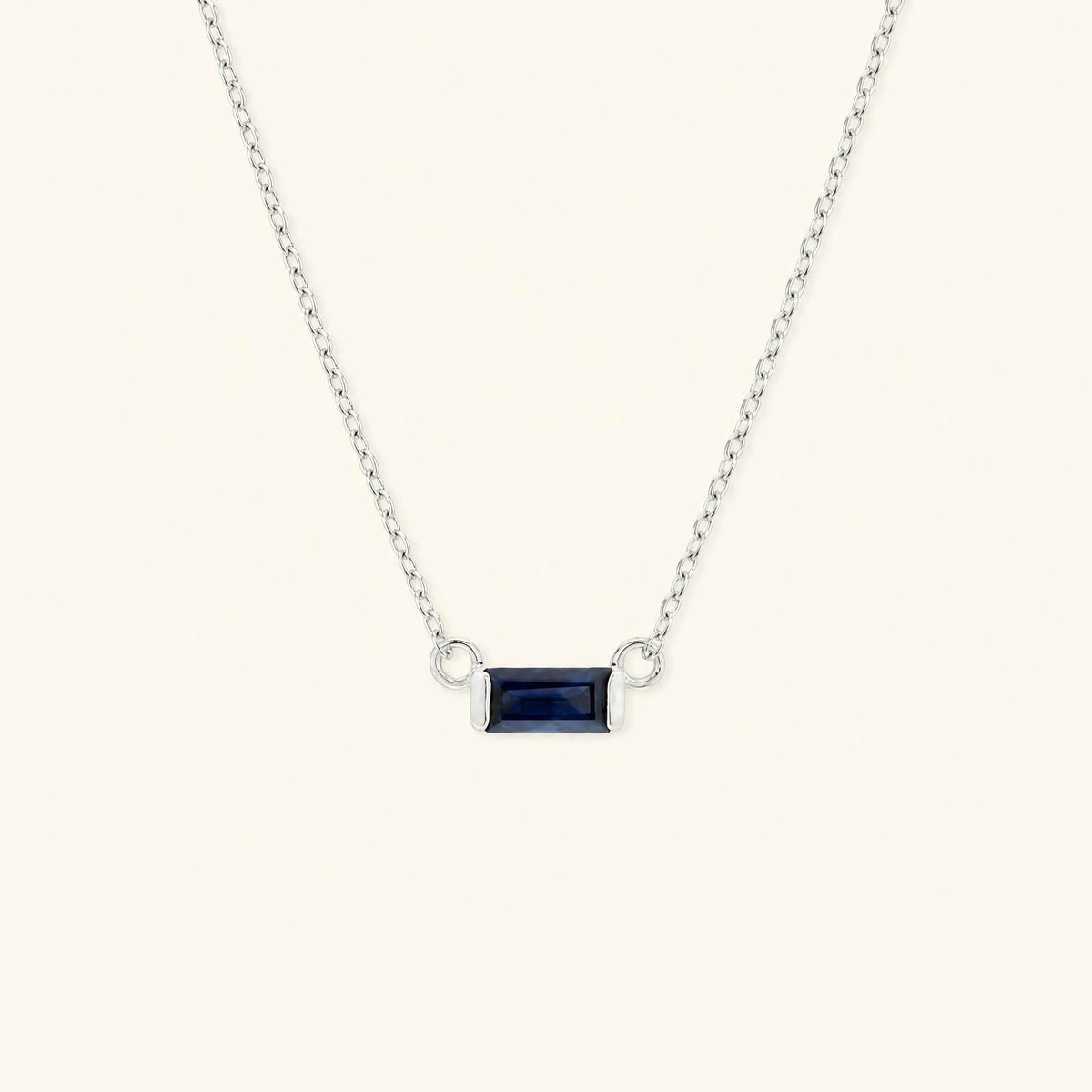 Collier baguette saphir Shanti or blanc