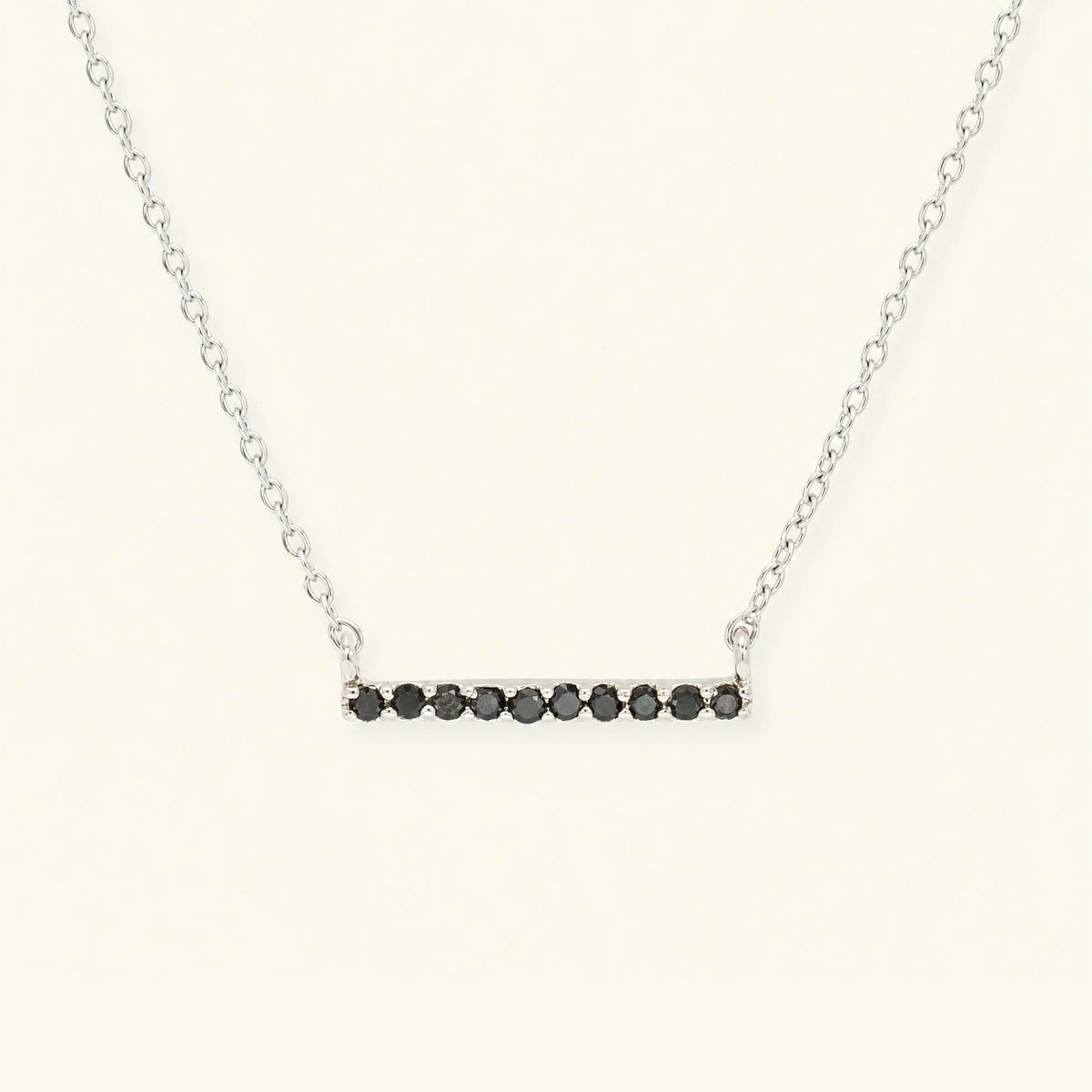 Collier bar diamant noir Ujala en or blanc