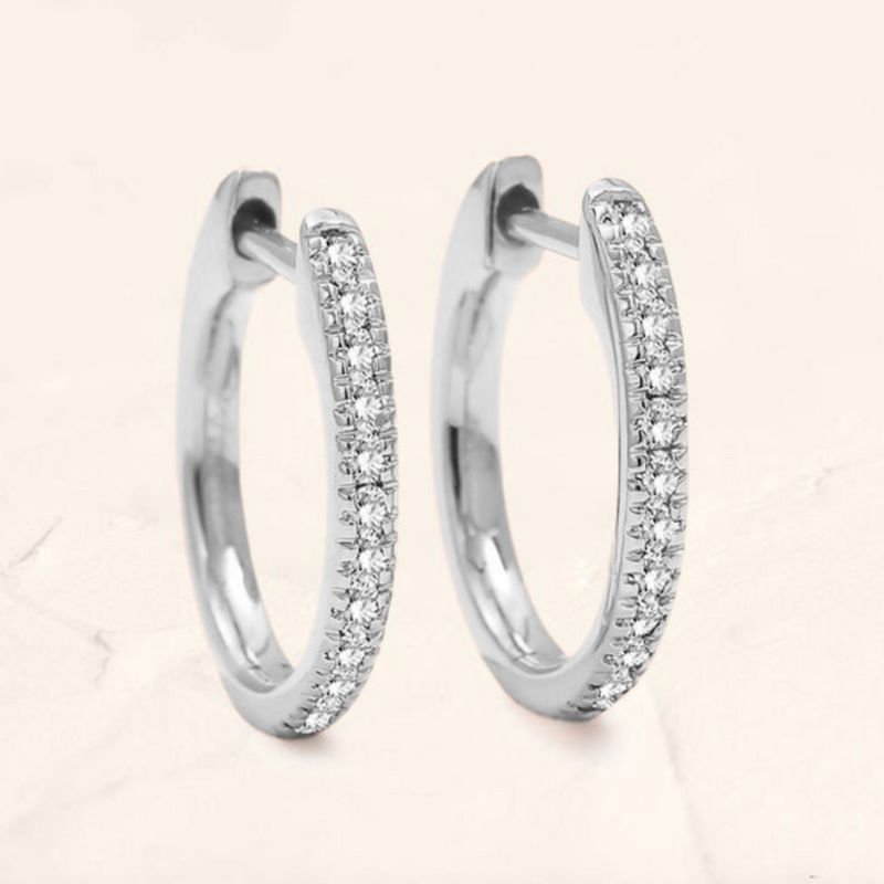 women's 18K White Gold diamond earrings
