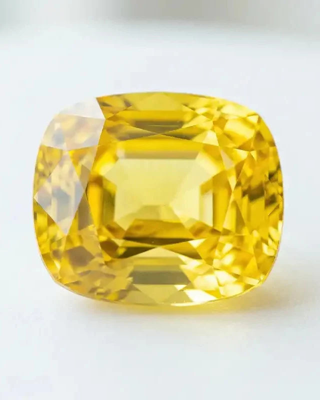Saphir jaune: vertus, symbolisme et tradition védique