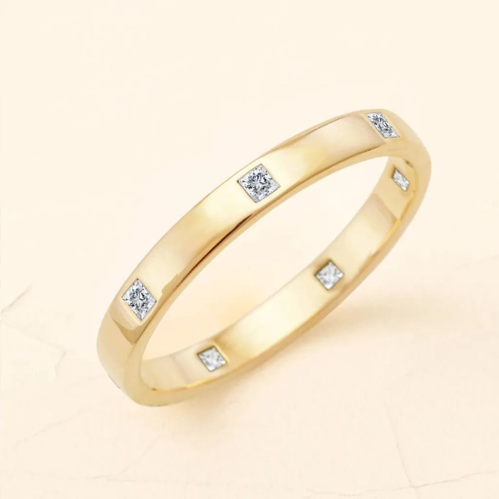 Alliance Viyom en or jaune 18 carats massif sertie de diamants princesse, symbole d'investissement durable