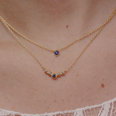 delicado collar en Zafiro y oro vermeil