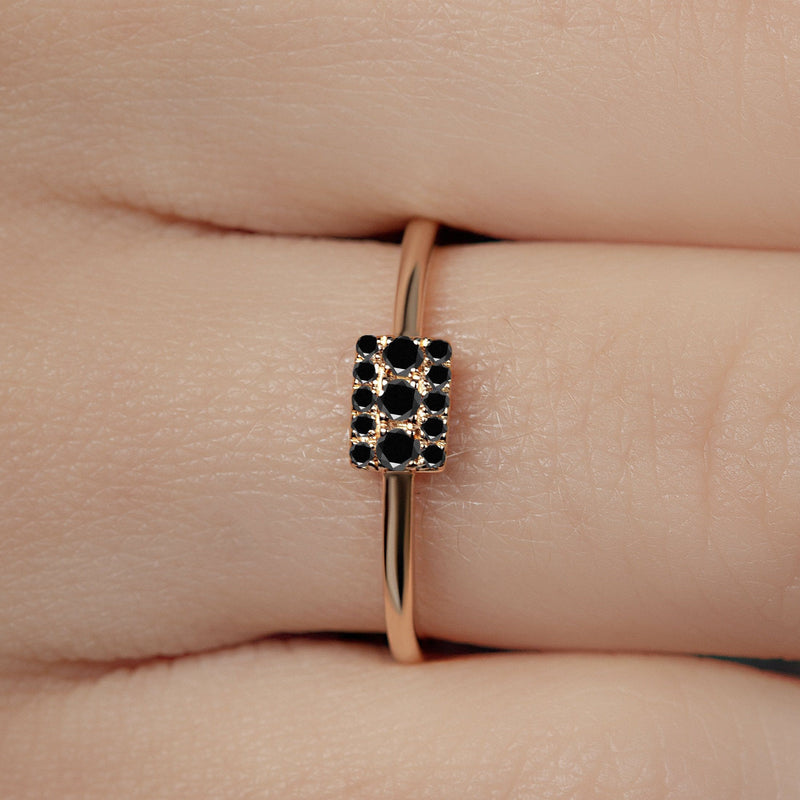 Sapna ring in rose gold set with 13 black diamonds