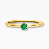 Yellow gold Saral ring set with an emerald