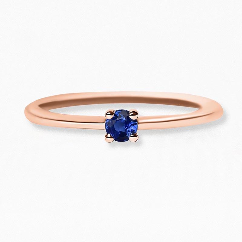 Saral ring in rose gold set with a sapphire