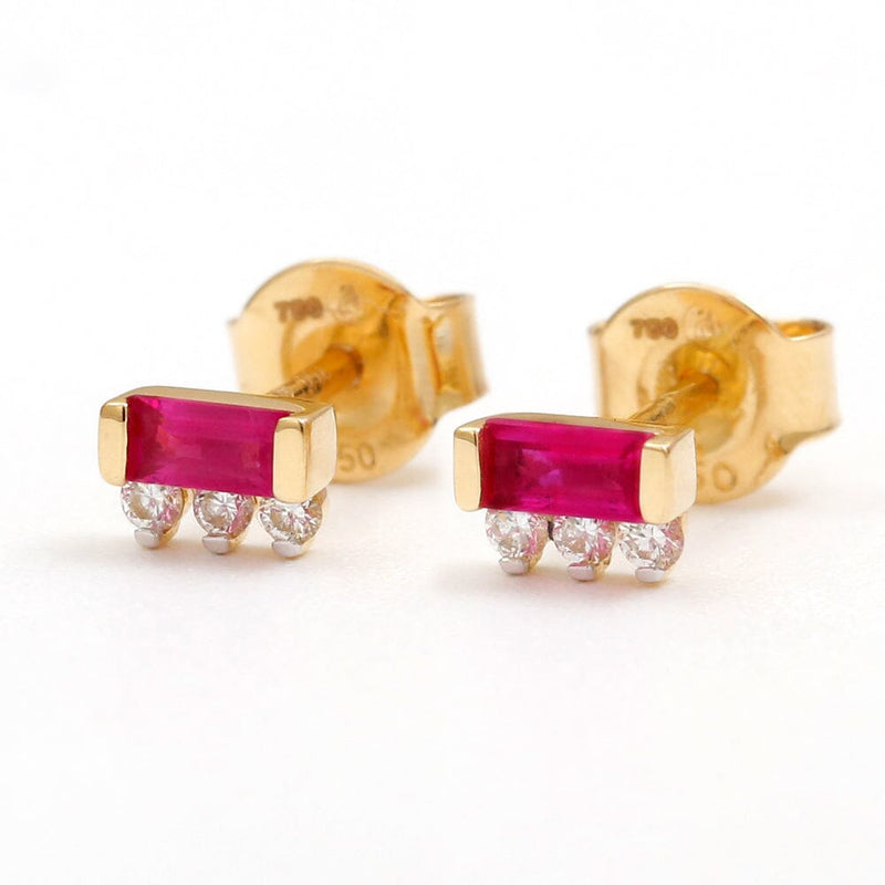 Boucles d'oreilles Prana Baguette rubis et diamant en or jaune